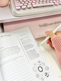 Qur'an Journal is a collection of carefully selected Ayat from the Noble Qur'an along with the translation and tafseer.